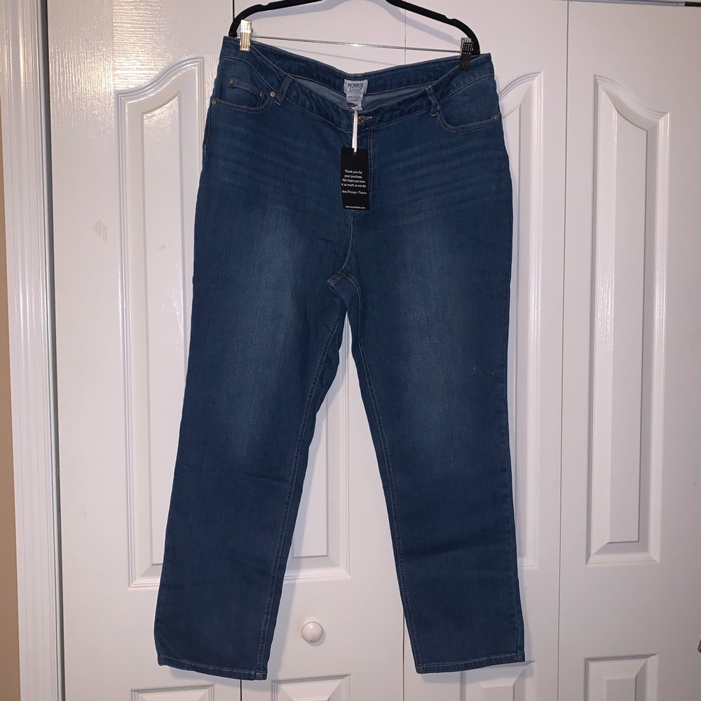 NWT MONROE & MAIN JEANS 20W